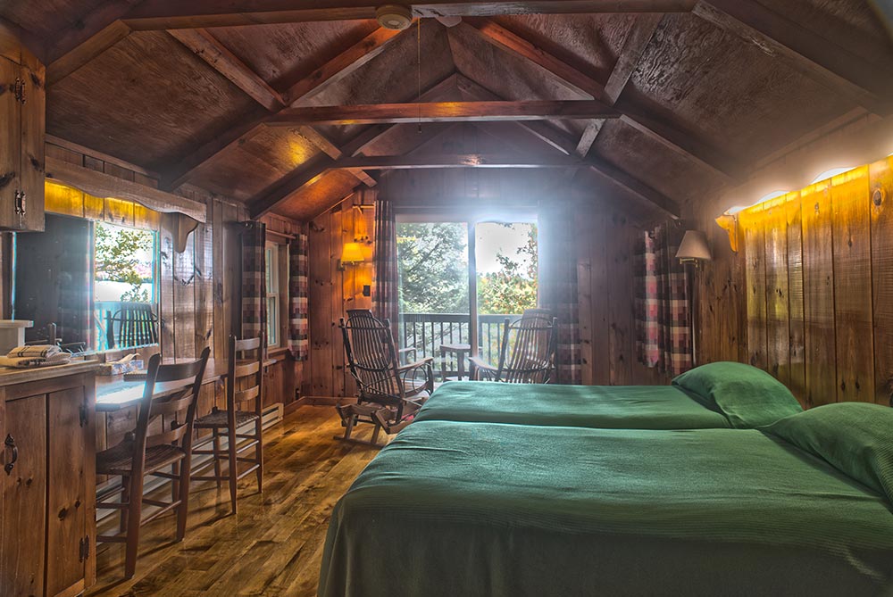 Cabin with 2 beds